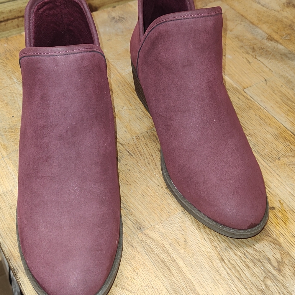 Womens shoes